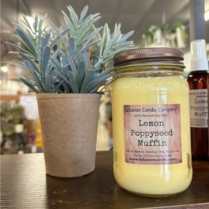 Lemon Poppyseed Muffin candle